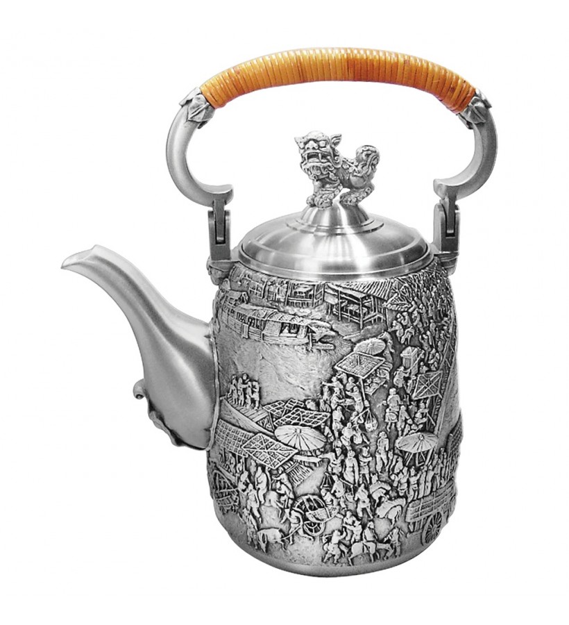 Heirloom Harmony Teapot
