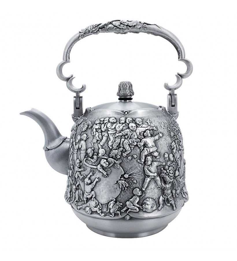 Innocent Lineage Teapot